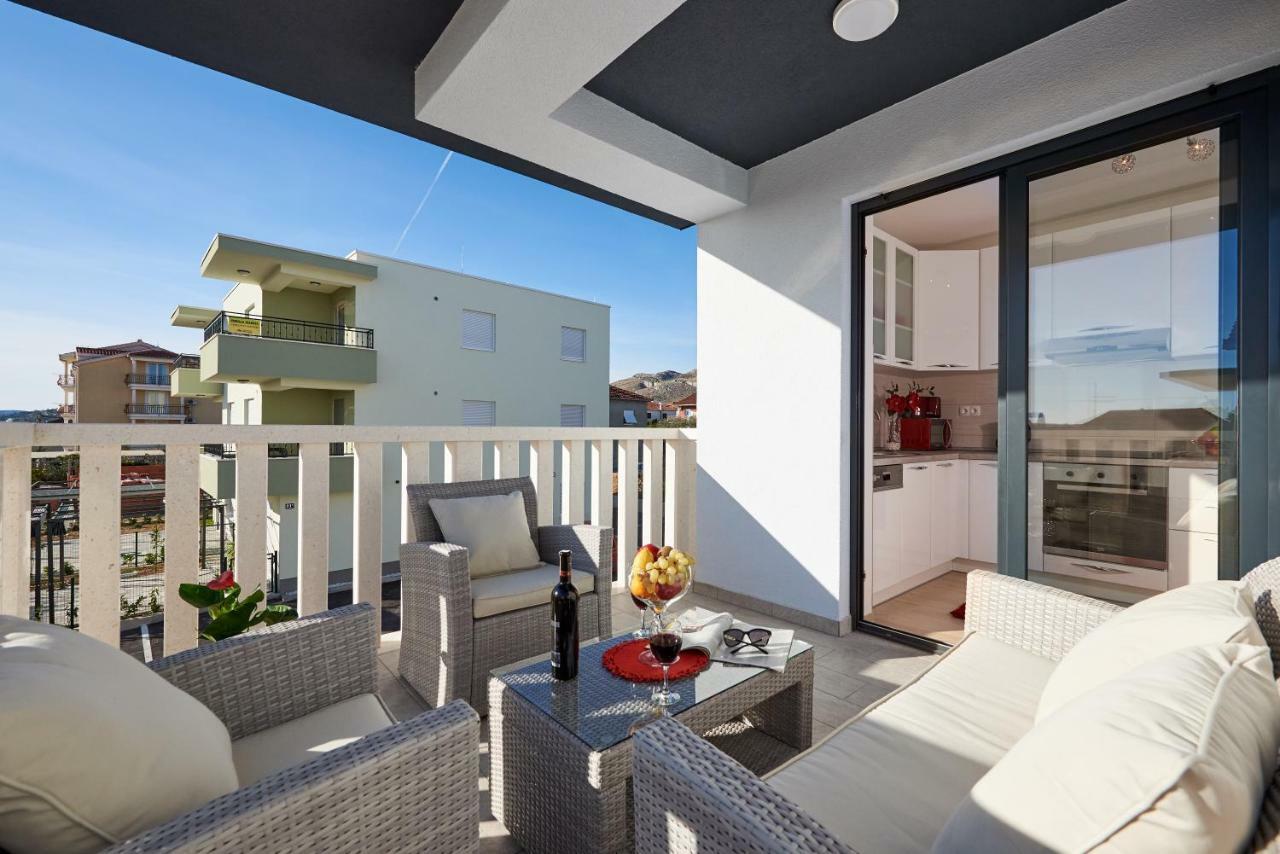 Apartment Misic トロギール エクステリア 写真